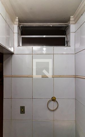 Casa para alugar com 450m², 5 quartos e 4 vagas Casa para alugar com 450m², 5 quartos e 4 vagasBanheiro da Suíte 4