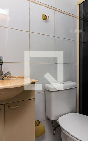 Casa para alugar com 450m², 5 quartos e 4 vagas Casa para alugar com 450m², 5 quartos e 4 vagasBanheiro da Suíte 4