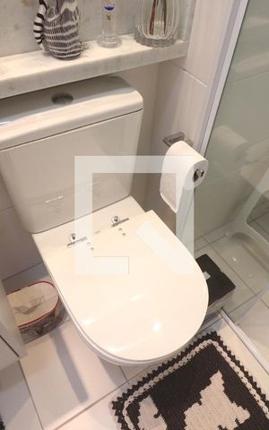 Apartamento à venda com 105m², 2 quartos e 2 vagasBanheiro Quarto 2 