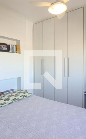 Apartamento à venda com 105m², 2 quartos e 2 vagasQuarto 2 