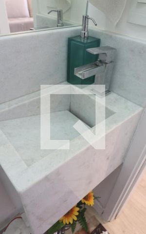 Apartamento à venda com 105m², 2 quartos e 2 vagasLavabo