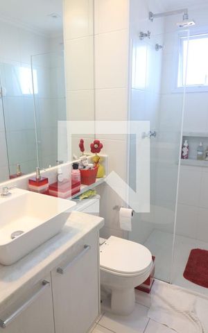 Apartamento à venda com 105m², 2 quartos e 2 vagasBanheiro Quarto 1 