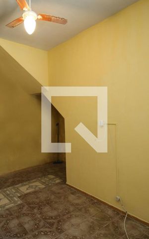Apartamento à venda com 90m², 1 quarto e 1 vagaQuarto