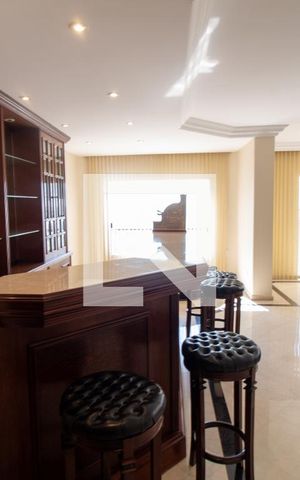 Apartamento à venda com 630m², 5 quartos e 5 vagas Apartamento à venda com 630m², 5 quartos e 5 vagasBar