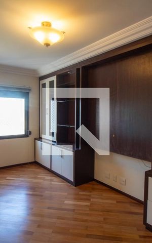 Apartamento à venda com 630m², 5 quartos e 5 vagas Apartamento à venda com 630m², 5 quartos e 5 vagasSala Intima