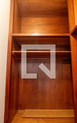Apartamento à venda com 630m², 5 quartos e 5 vagas Apartamento à venda com 630m², 5 quartos e 5 vagasCloset da suíte 1