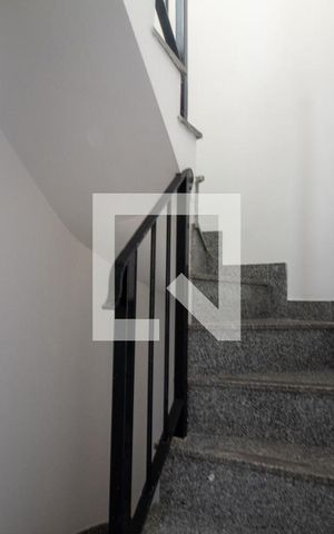 Apartamento à venda com 630m², 5 quartos e 5 vagas Apartamento à venda com 630m², 5 quartos e 5 vagasEscada de Serviço