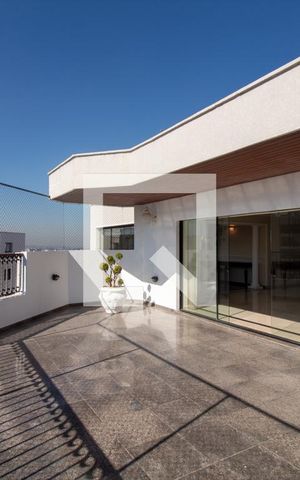 Apartamento à venda com 630m², 5 quartos e 5 vagas Apartamento à venda com 630m², 5 quartos e 5 vagasTerraço
