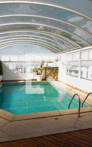 Apartamento à venda com 630m², 5 quartos e 5 vagas Apartamento à venda com 630m², 5 quartos e 5 vagasPiscina