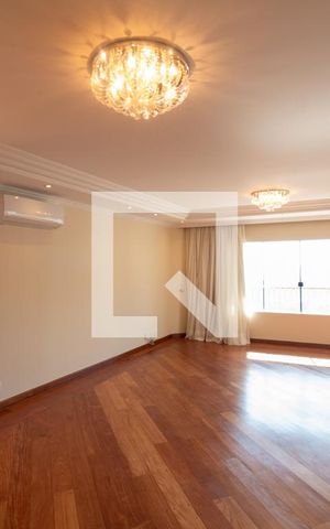 Apartamento à venda com 630m², 5 quartos e 5 vagas Apartamento à venda com 630m², 5 quartos e 5 vagasSala