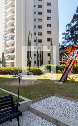 Apartamento à venda com 630m², 5 quartos e 5 vagas Apartamento à venda com 630m², 5 quartos e 5 vagasÁrea comum - Playground