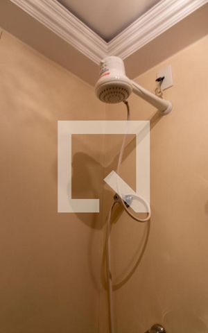 Apartamento à venda com 630m², 5 quartos e 5 vagas Apartamento à venda com 630m², 5 quartos e 5 vagasBanheiro de serviço