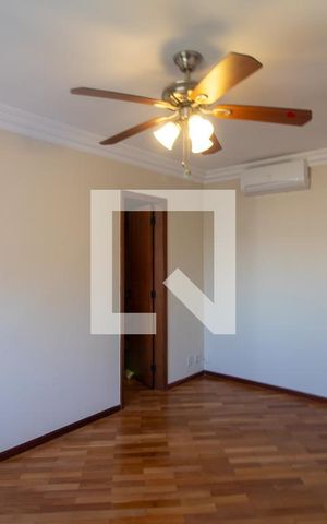 Apartamento à venda com 630m², 5 quartos e 5 vagas Apartamento à venda com 630m², 5 quartos e 5 vagasSuíte 2