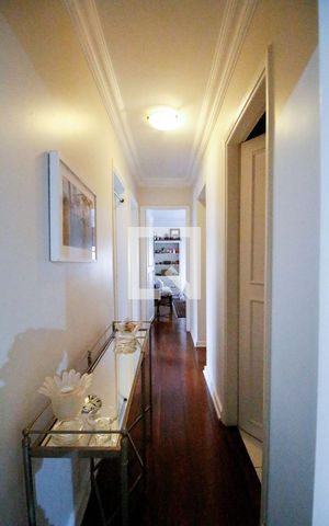 Apartamento à venda com 123m², 3 quartos e 2 vagas Apartamento à venda com 123m², 3 quartos e 2 vagasCorredor Quartos