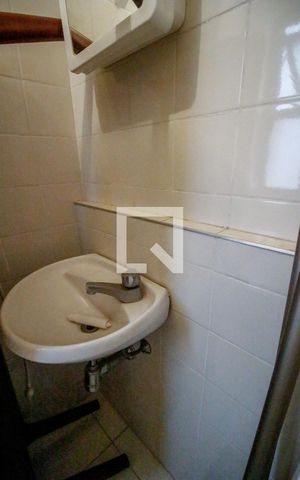 Apartamento à venda com 123m², 3 quartos e 2 vagas Apartamento à venda com 123m², 3 quartos e 2 vagasBanheiro Area de Serviço