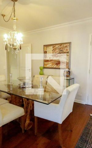 Apartamento à venda com 123m², 3 quartos e 2 vagas Apartamento à venda com 123m², 3 quartos e 2 vagasSala de Jantar