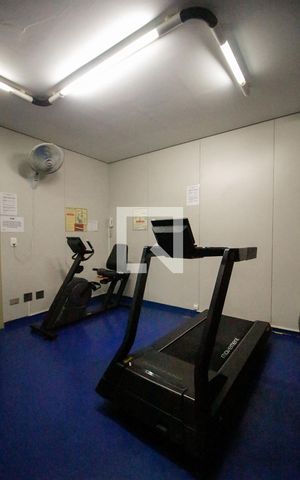 Apartamento à venda com 123m², 3 quartos e 2 vagas Apartamento à venda com 123m², 3 quartos e 2 vagasÁrea comum - Academia