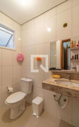 Casa à venda com 70m², 2 quartos e 2 vagas Casa à venda com 70m², 2 quartos e 2 vagasBanheiro do Quarto 2