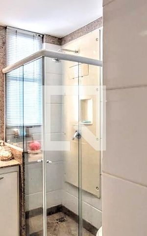 Apartamento à venda com 60m², 1 quarto e 1 vaga Apartamento à venda com 60m², 1 quarto e 1 vagaBanheiro
