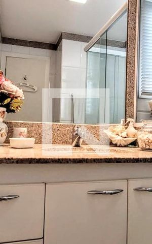 Apartamento à venda com 60m², 1 quarto e 1 vaga Apartamento à venda com 60m², 1 quarto e 1 vagaBanheiro