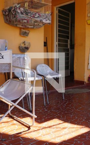 Casa à venda com 297m², 6 quartos e 4 vagasQuarto de Serviço
