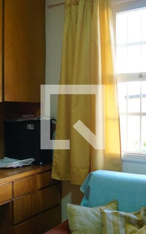 Casa à venda com 297m², 6 quartos e 4 vagasEscritório