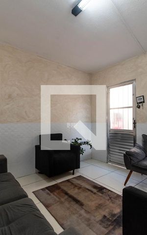 Casa à venda com 125m², 3 quartos e 4 vagas Casa à venda com 125m², 3 quartos e 4 vagasSala - Piso Inferior