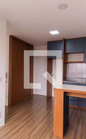 Apartamento para alugar com 37m², 2 quartos e sem vaga Apartamento para alugar com 37m², 2 quartos e sem vagaSala