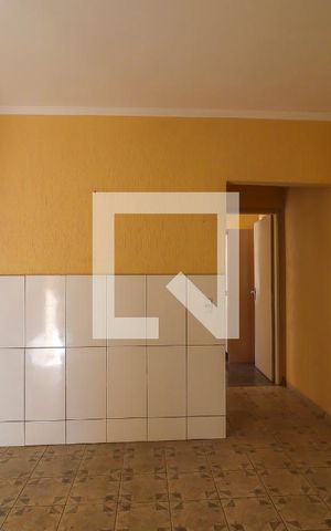Casa à venda com 180m², 2 quartos e 1 vaga Casa à venda com 180m², 2 quartos e 1 vagaCozinha