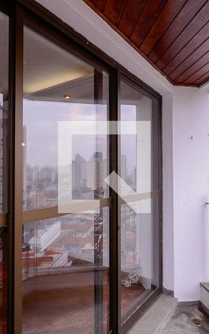 Apartamento à venda com 61m², 2 quartos e 2 vagas Apartamento à venda com 61m², 2 quartos e 2 vagasVaranda