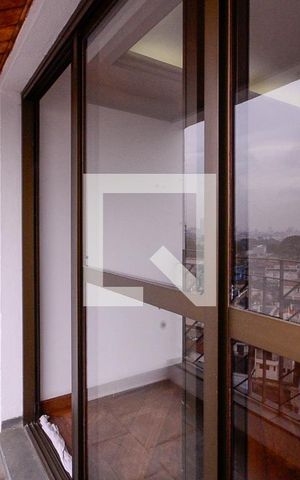 Apartamento à venda com 61m², 2 quartos e 2 vagas Apartamento à venda com 61m², 2 quartos e 2 vagasVaranda