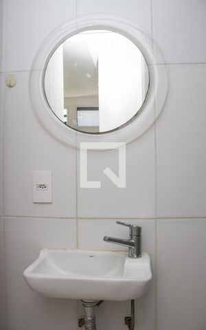 Apartamento à venda com 80m², 2 quartos e 2 vagasBanheiro da Suíte