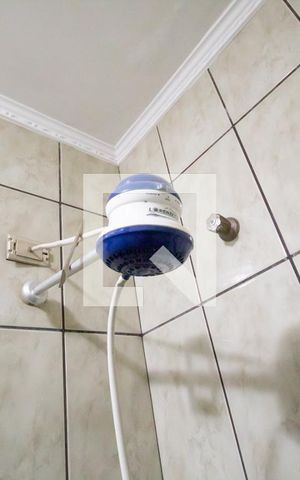 Casa à venda com 250m², 3 quartos e 2 vagas Casa à venda com 250m², 3 quartos e 2 vagasBanheiro 4