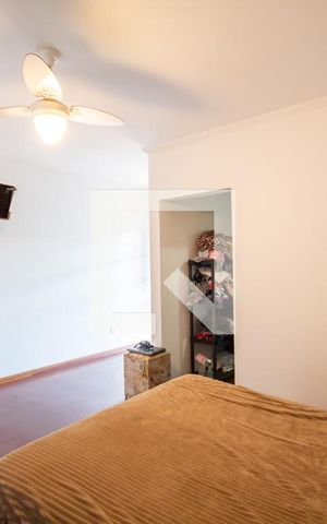 Casa à venda com 250m², 3 quartos e 2 vagas Casa à venda com 250m², 3 quartos e 2 vagasSuíte 1