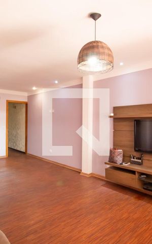 Casa à venda com 250m², 3 quartos e 2 vagas Casa à venda com 250m², 3 quartos e 2 vagasSala 1