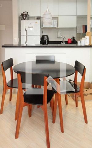 Apartamento à venda com 45m², 2 quartos e 1 vaga Apartamento à venda com 45m², 2 quartos e 1 vagaSala de jantar