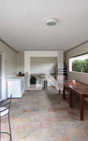 Apartamento à venda com 45m², 2 quartos e 1 vaga Apartamento à venda com 45m², 2 quartos e 1 vagaÁrea comum - Churrasqueira