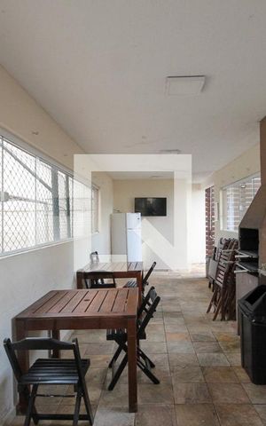 Apartamento à venda com 45m², 2 quartos e 1 vaga Apartamento à venda com 45m², 2 quartos e 1 vagaÁrea comum - Churrasqueira