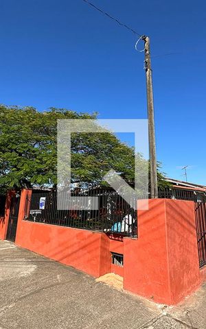 Casa para alugar com 140m², 2 quartos e 1 vagaFachada