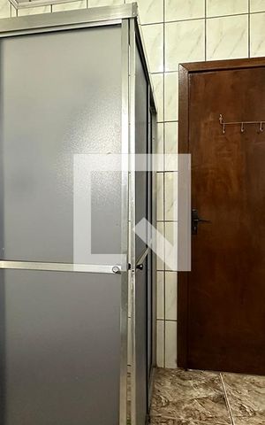 Casa para alugar com 140m², 2 quartos e 1 vagaBanheiro