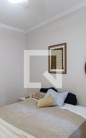 Casa à venda com 265m², 3 quartos e 2 vagas Casa à venda com 265m², 3 quartos e 2 vagasQuarto 1 - Suíte