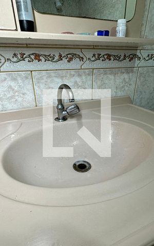 Casa à venda com 60m², 2 quartos e 2 vagasBanheiro