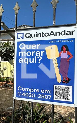 Casa à venda com 60m², 2 quartos e 2 vagasFachada