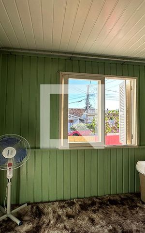Casa à venda com 60m², 2 quartos e 2 vagasSala