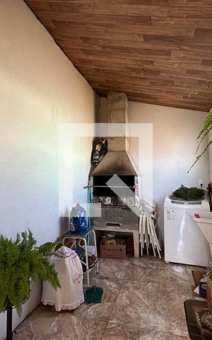 Casa à venda com 60m², 2 quartos e 2 vagasÁrea de Serviço