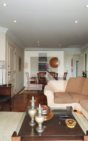Apartamento à venda com 117m², 3 quartos e 2 vagas Apartamento à venda com 117m², 3 quartos e 2 vagasSala