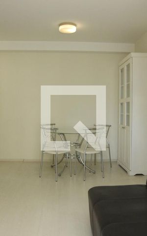 Apartamento à venda com 67m², 2 quartos e 2 vagasSala
