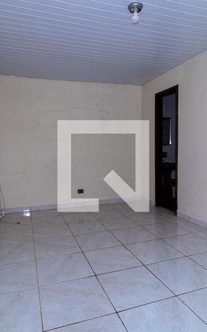 Casa à venda com 880m², 2 quartos e 1 vaga Casa à venda com 880m², 2 quartos e 1 vagaSala