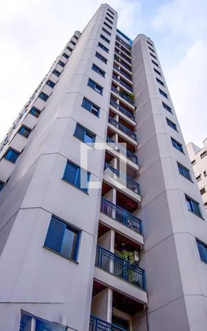 Apartamento para alugar com 70m², 2 quartos e 1 vaga Apartamento para alugar com 70m², 2 quartos e 1 vagaFachada