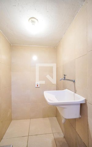 Casa à venda com 46m², 1 quarto e sem vaga Casa à venda com 46m², 1 quarto e sem vagaÁrea de serviço
